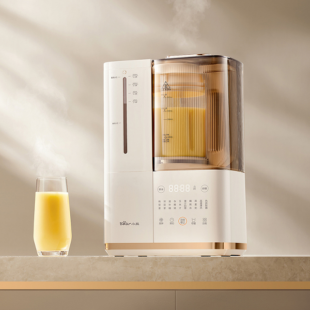 Blender ad alta velocità con approvvigionamento idrico automatico