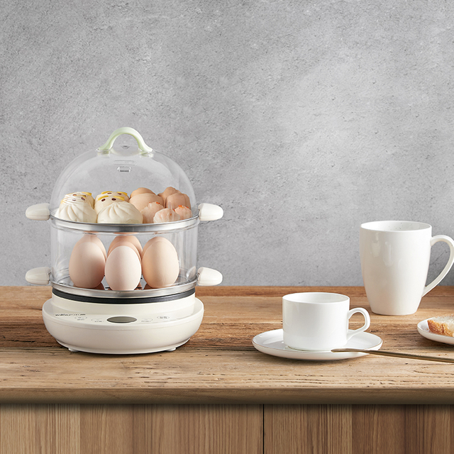 Cuociuova elettrico con padella